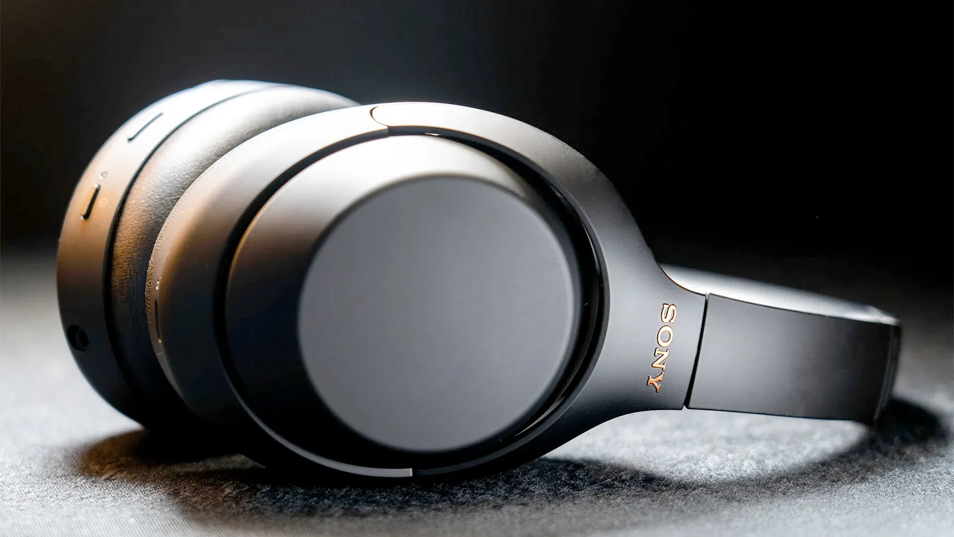 Sony WH-1000XM4